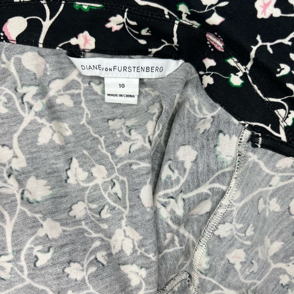 Diane von Furstenberg Amelianna Long-Sleeve Wrap Dress - Picture 8 of 8